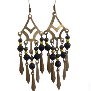 Dangle beaded earrings